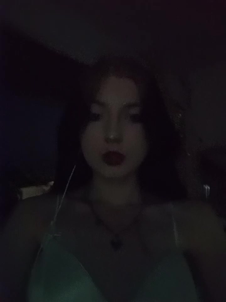 @𝓥𝓲𝓴𝓪