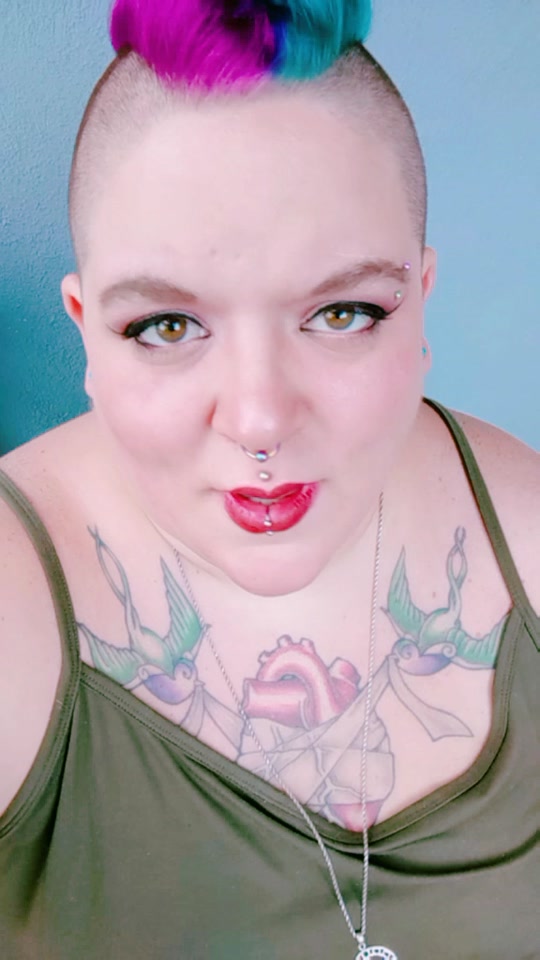 @🌈🦄 Kristin 🦄🌈