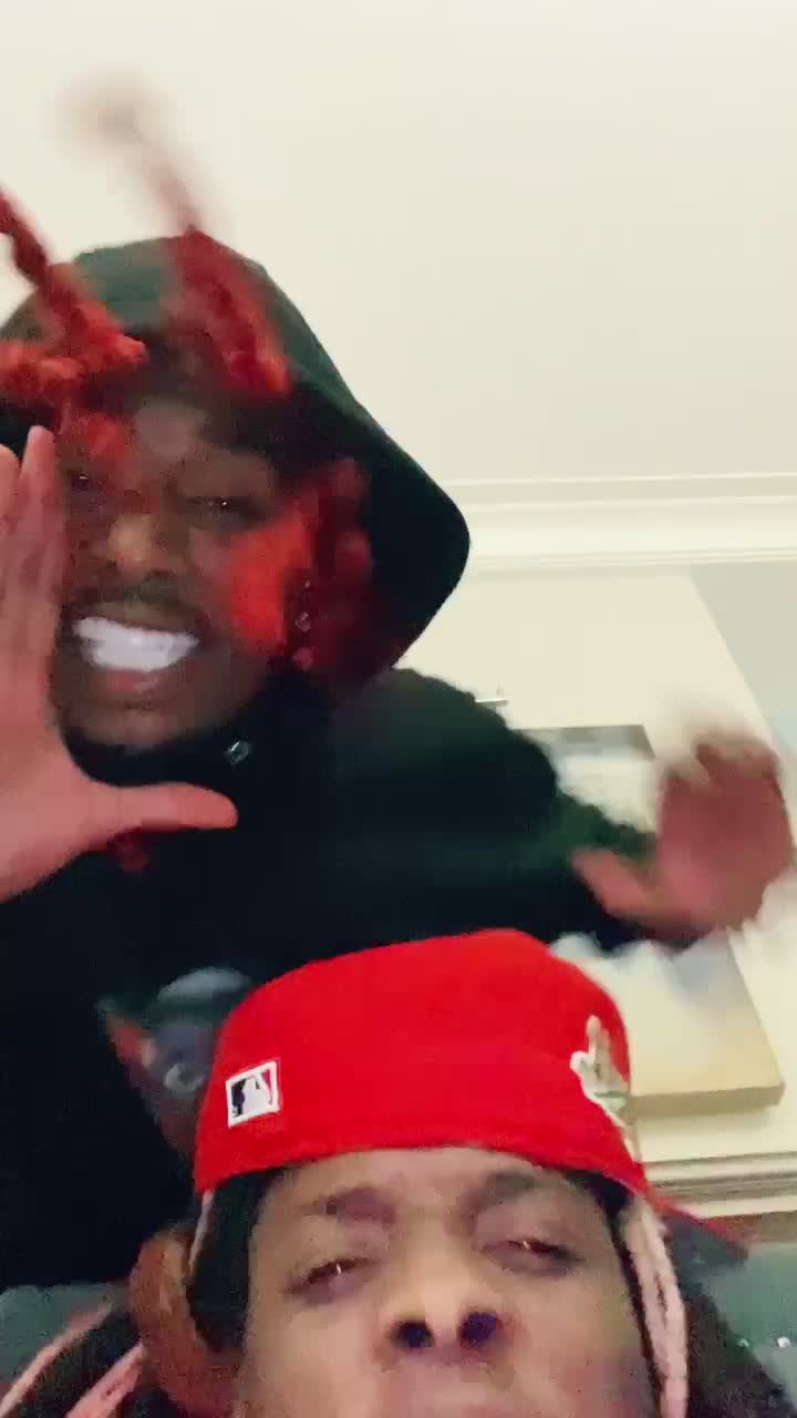 @SheLovesMeechie