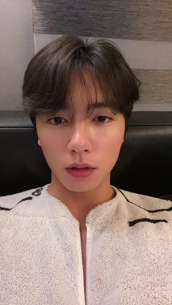 @Yeonwoo