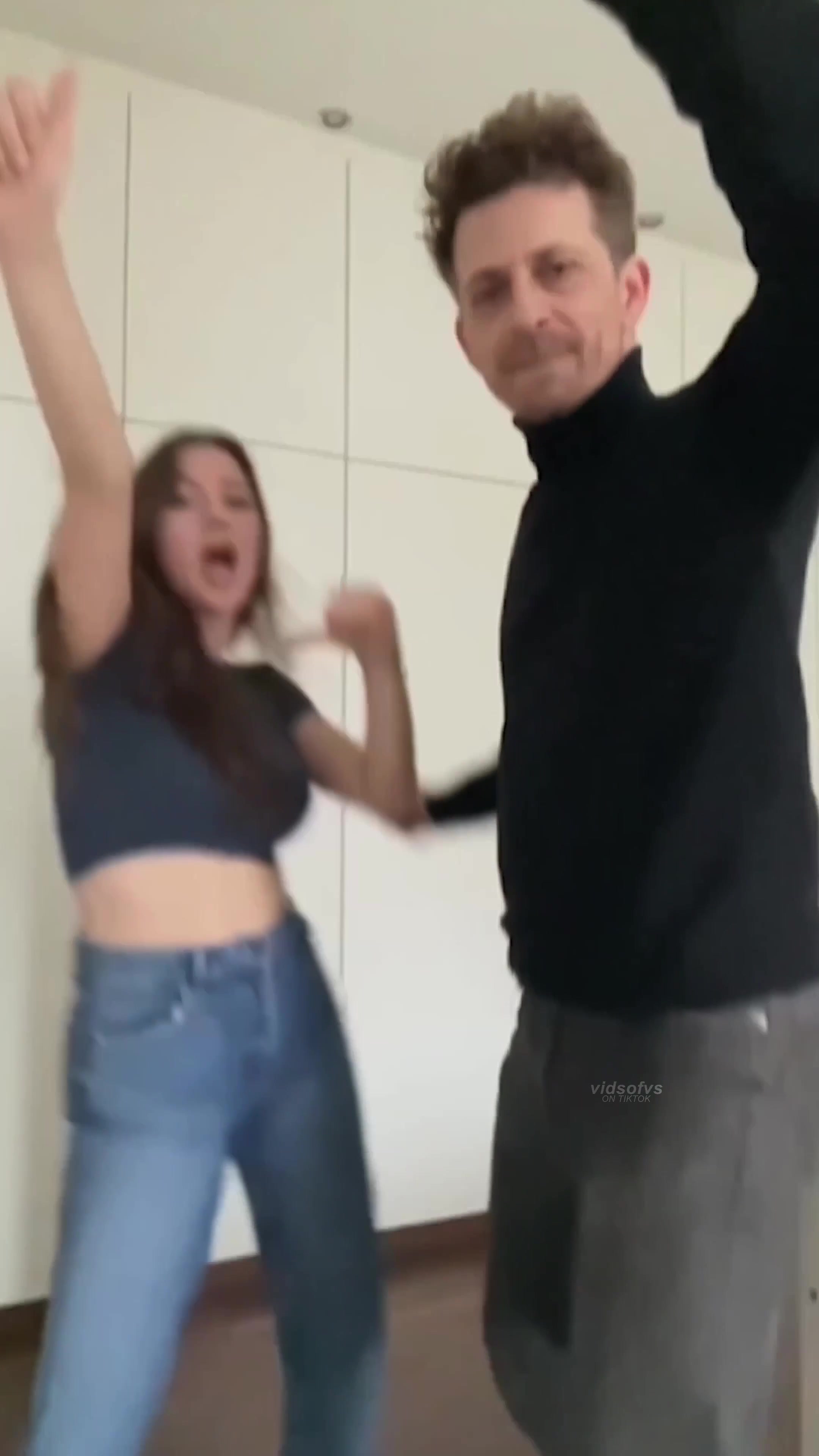 @vidsofvs