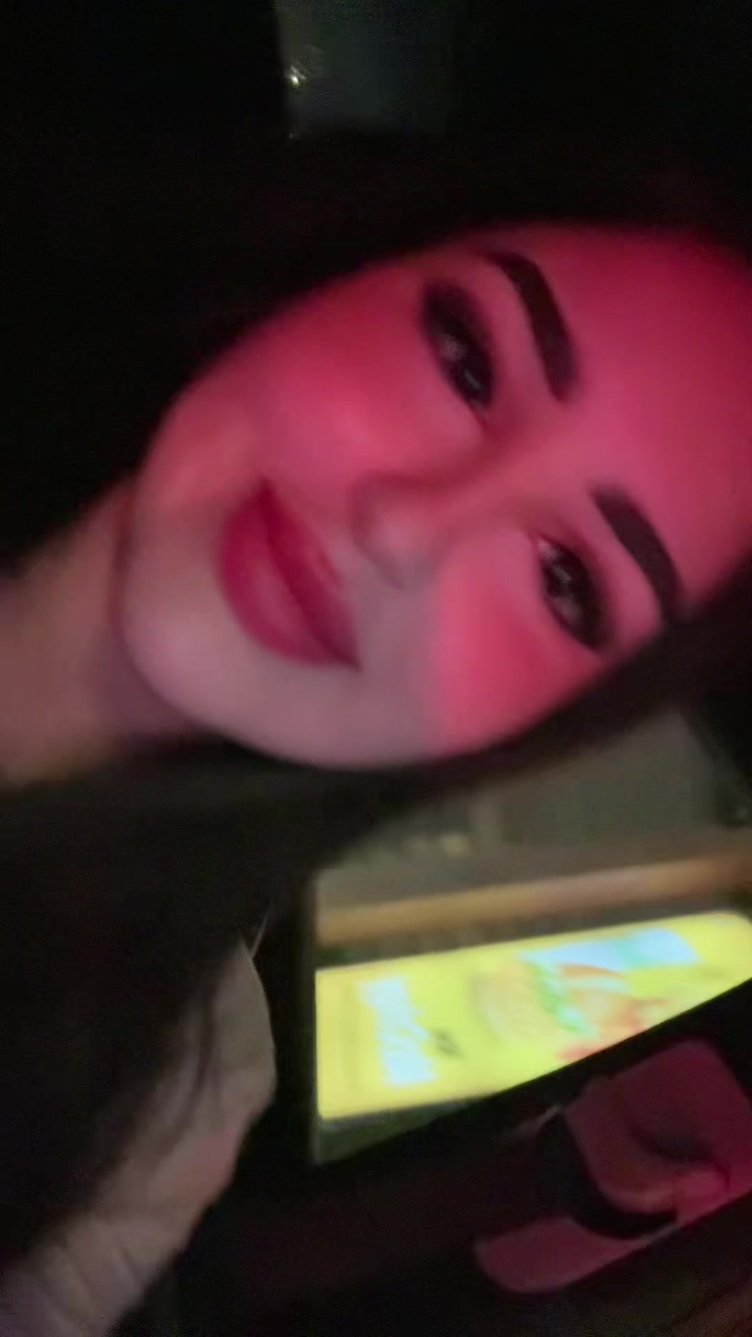 @Fati_elhint