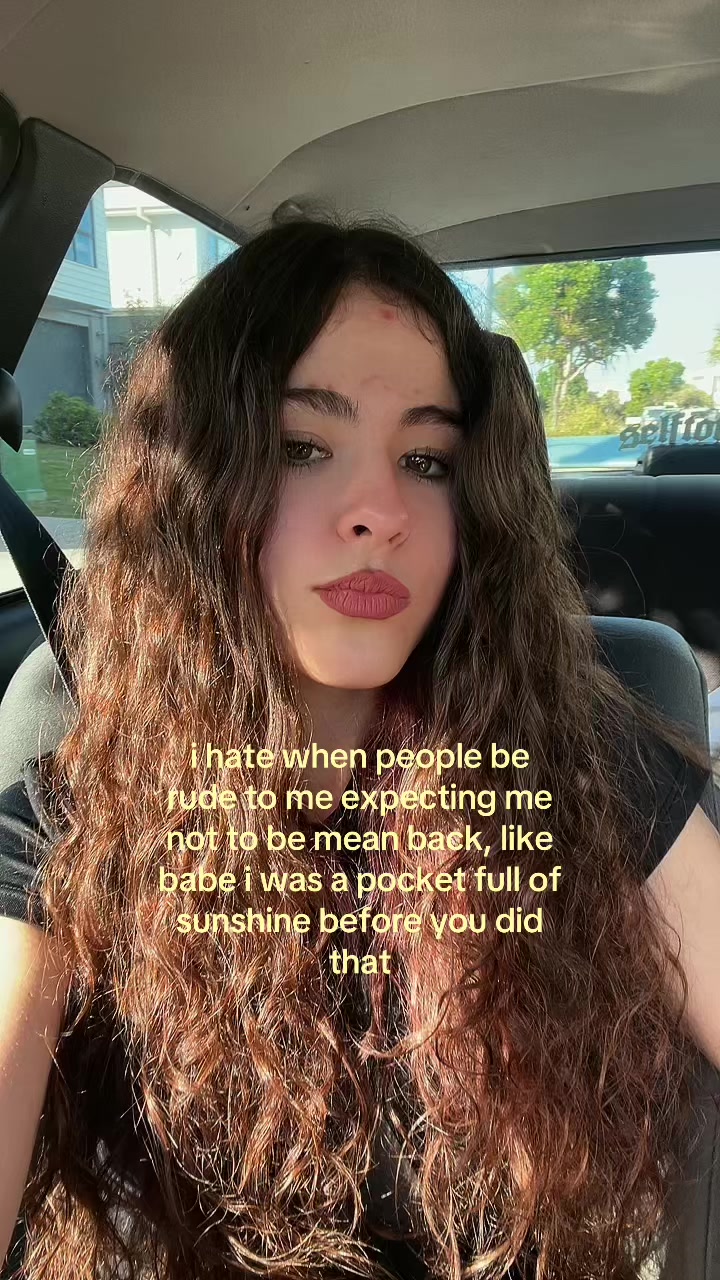 @Mia