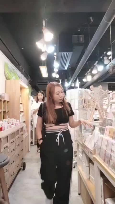 @user2647445183700