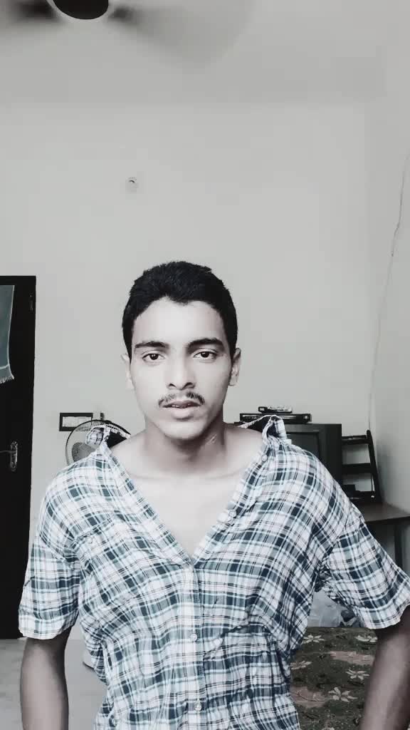 @_mujeeb._