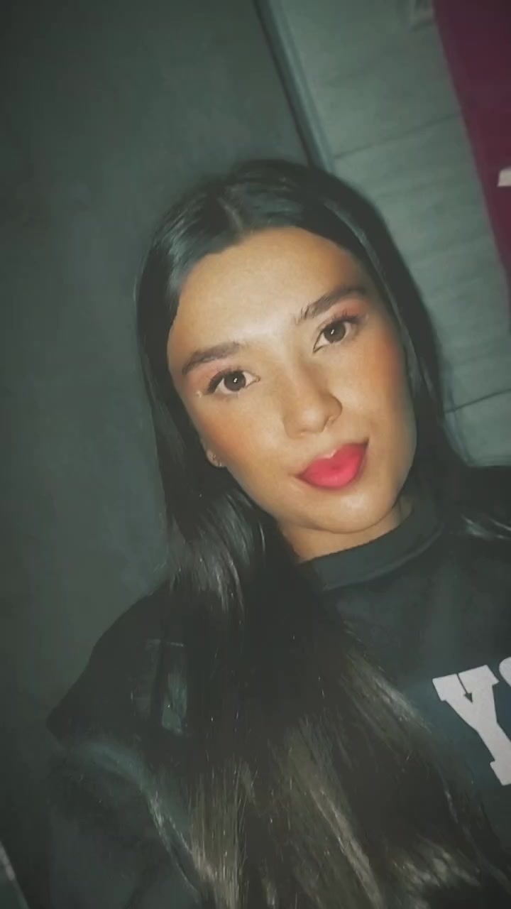 @Vanee ✨