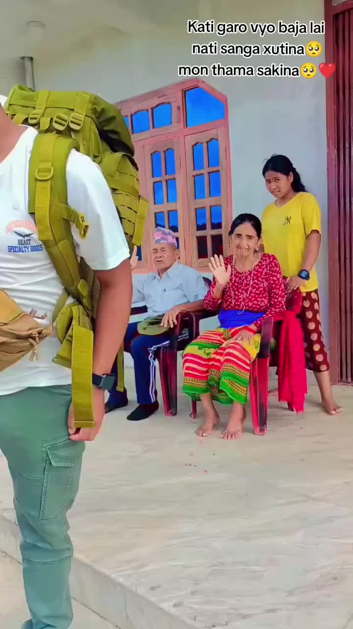 @Fareesha gurung🥂