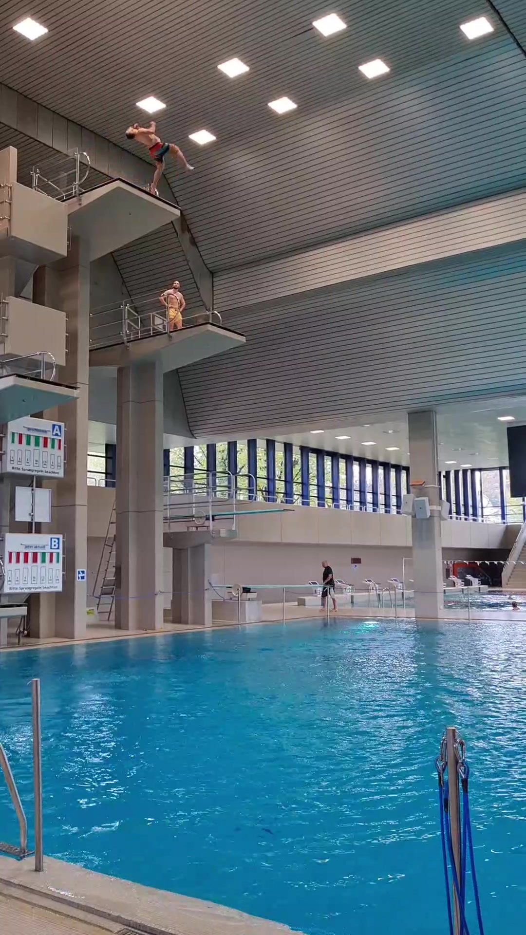 @HANDL_DIVING