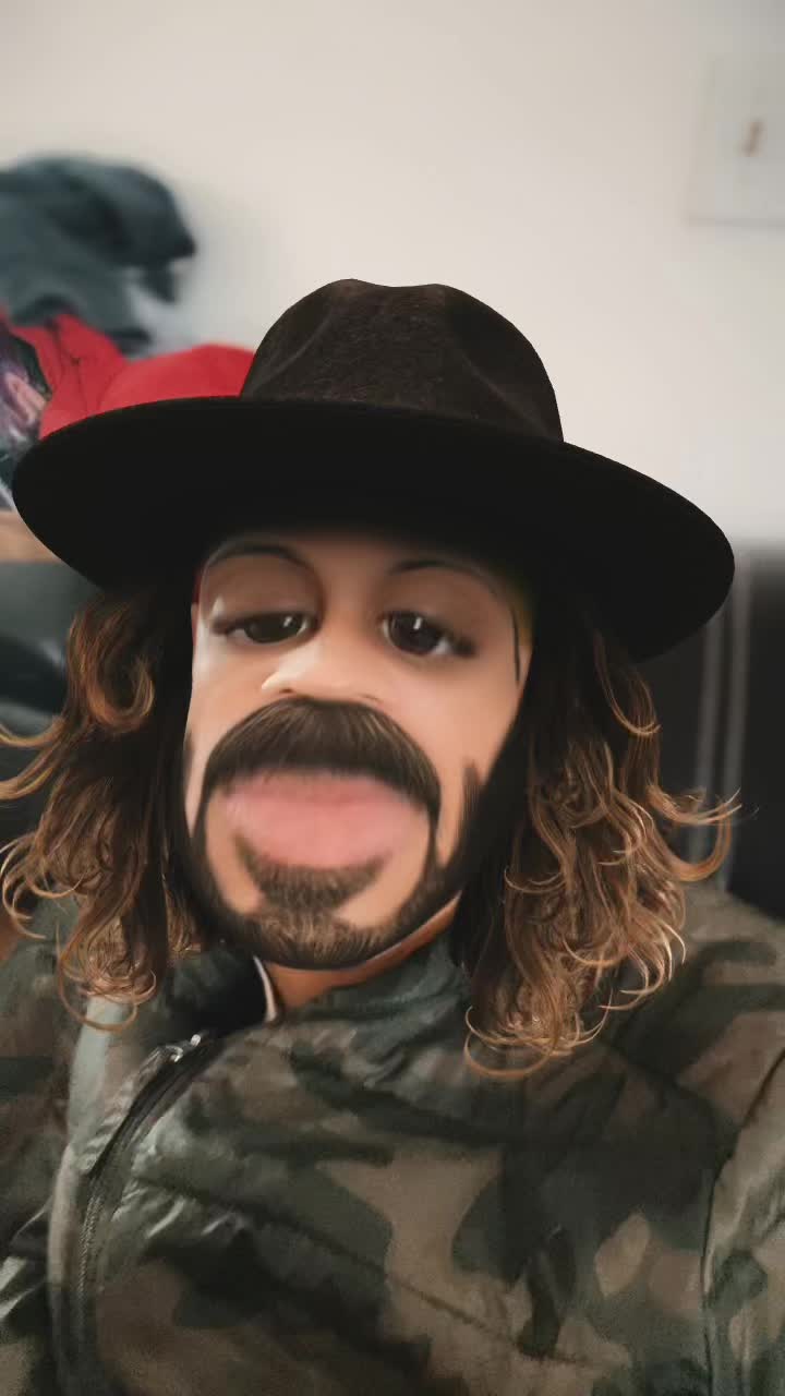 @Yajhadyguerra29
