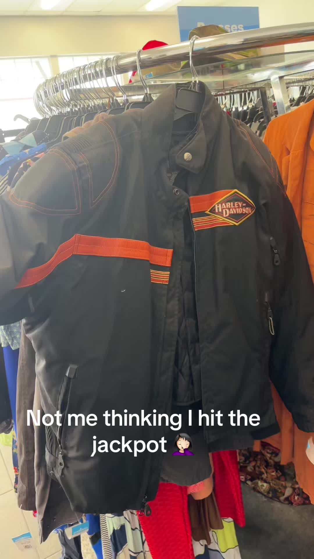 @Y2kvintage818