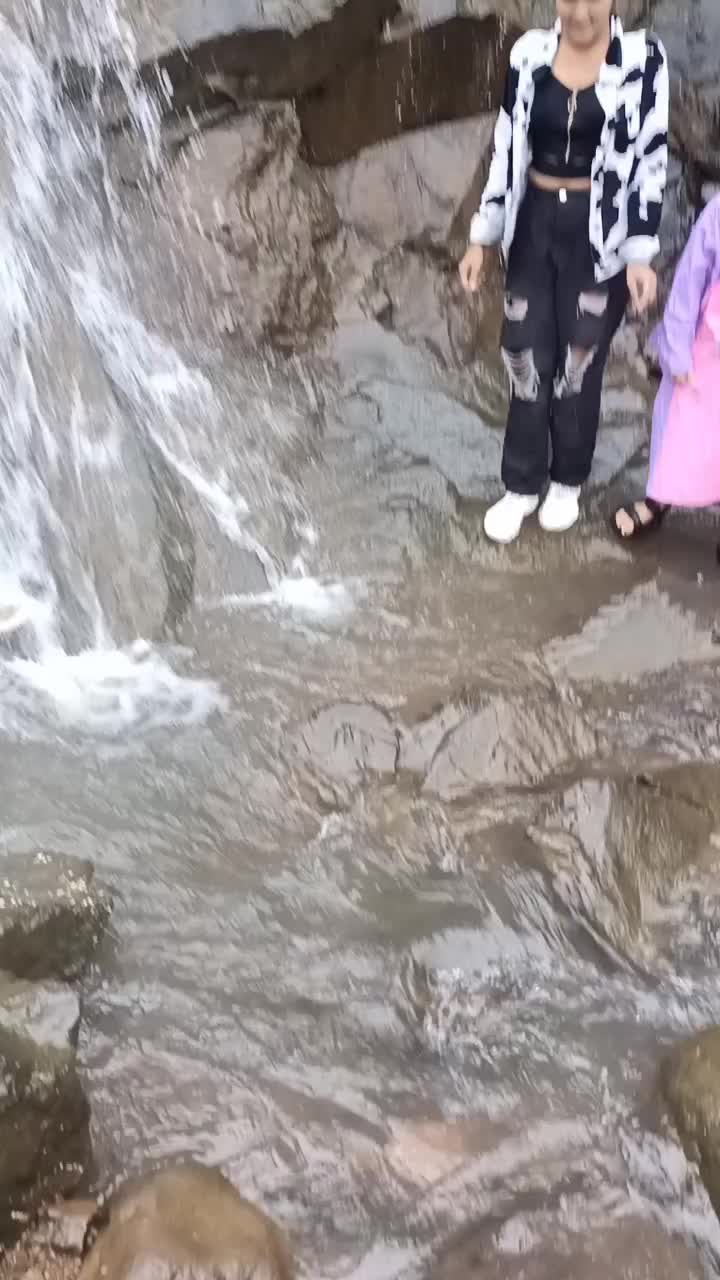 @janhvi 🥰