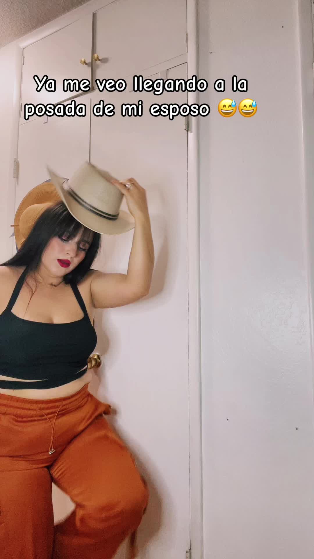 @CurvyIsa