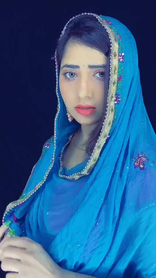 @HoneyKaur