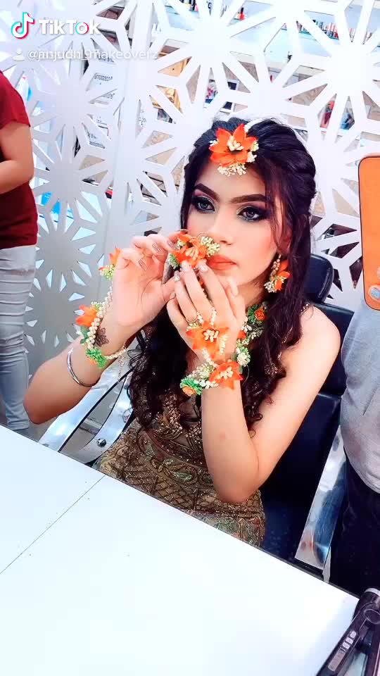@dh.sheena
