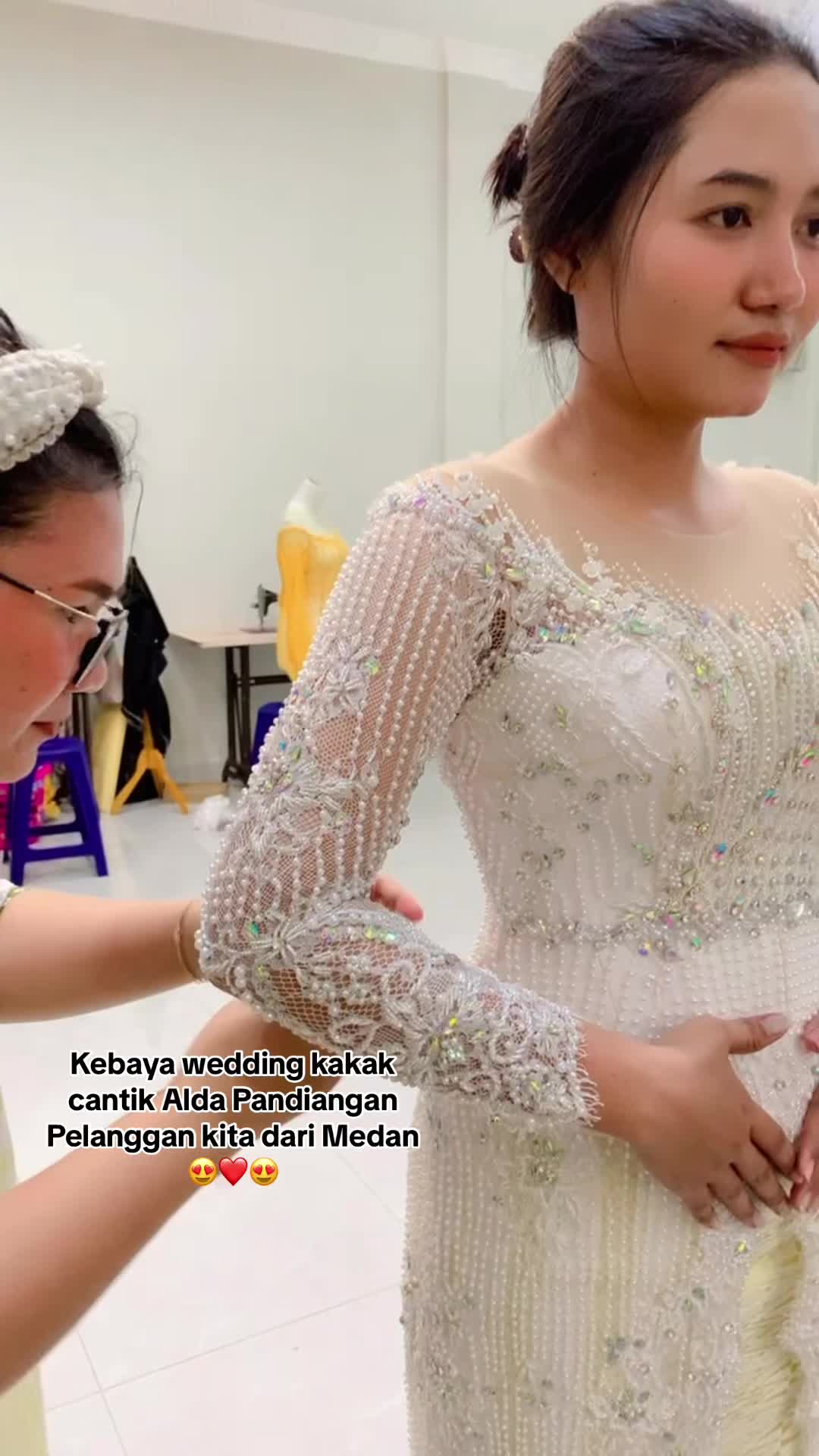 @Binaria kebaya