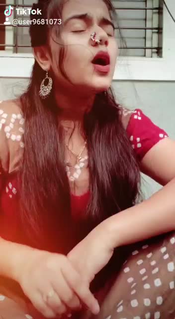@BADLAPURCHI QUEEN 👑