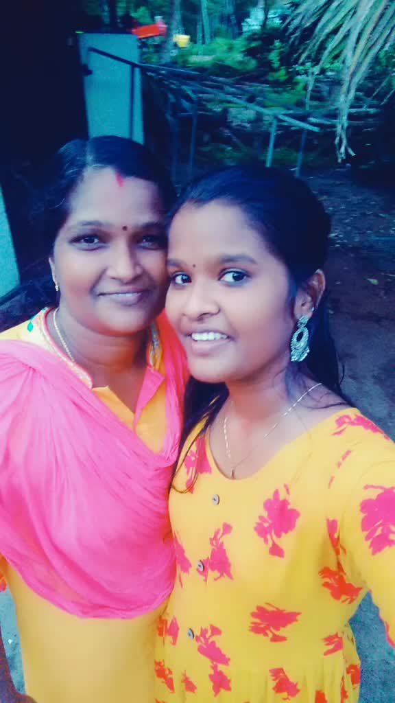 @sruthy sreekutty