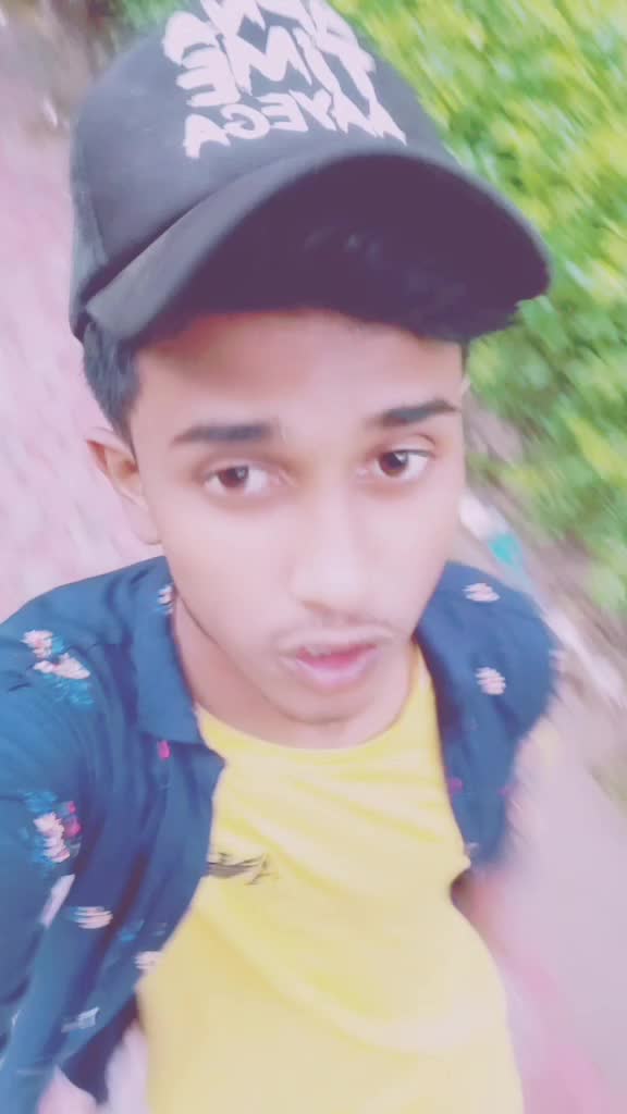 @😜 I AM SINGLE BOY😍