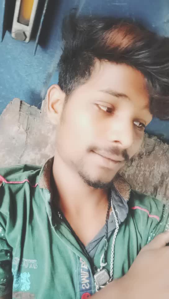 @Ravi____😍