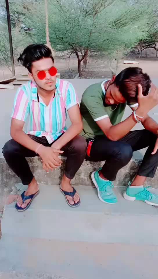 @😎👑MANISH GODIWAL👑😎