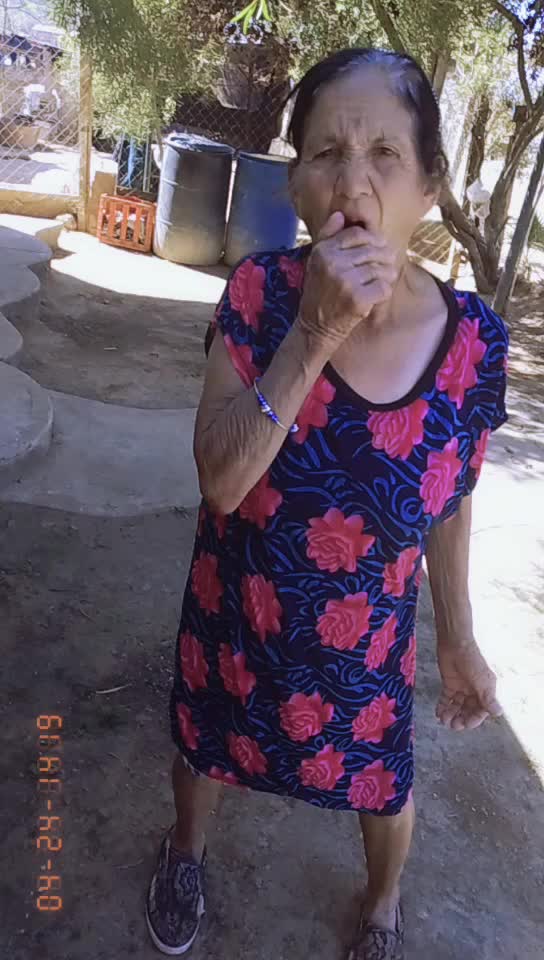 @Mamá Lola