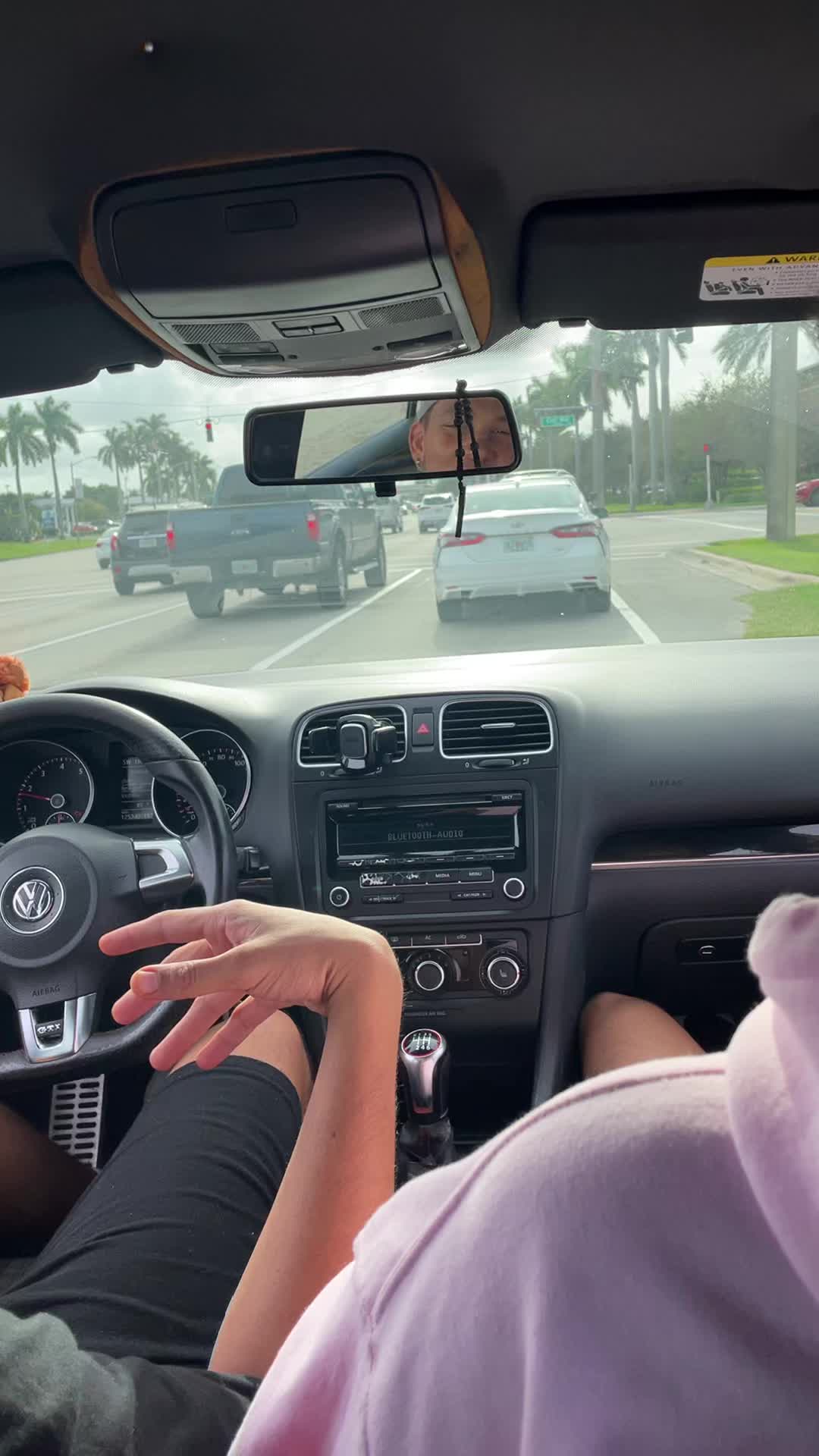 @zubi_the_mc