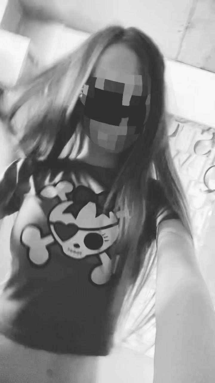 @evvaxxxs