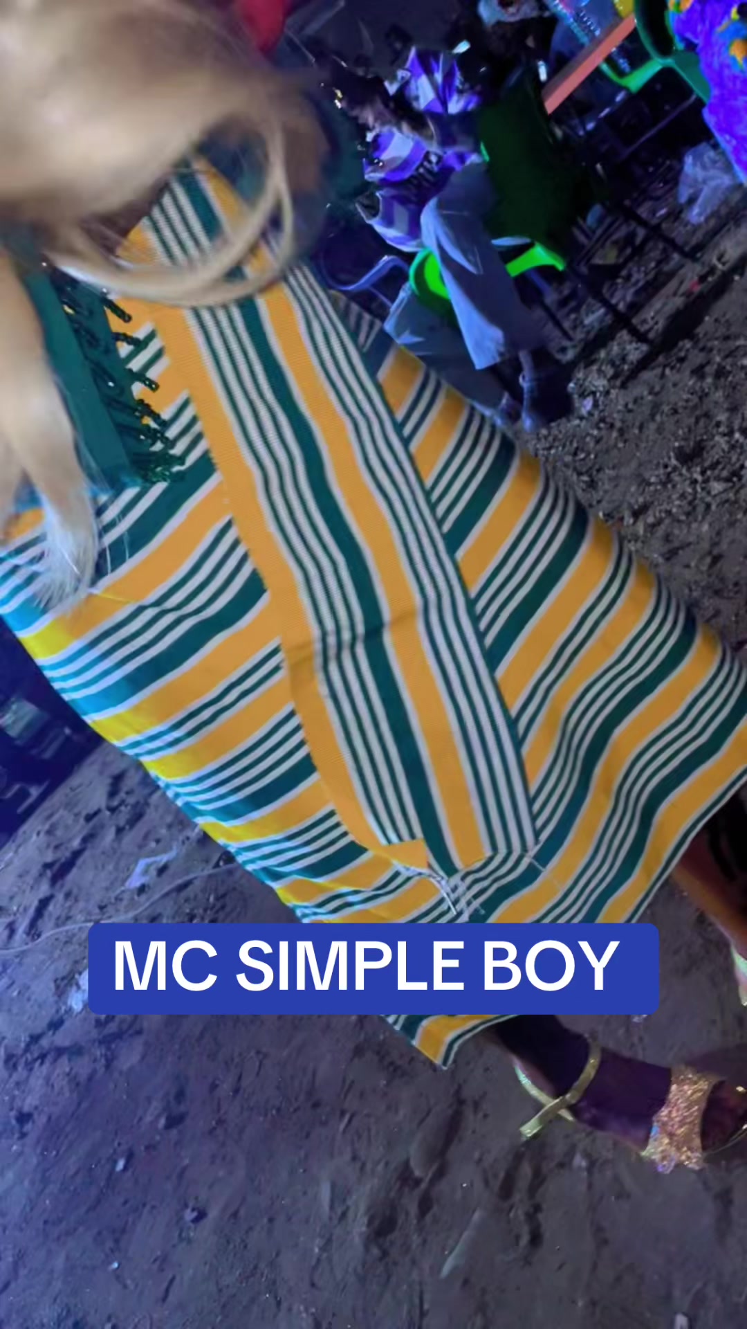 @MC SIMPLE BOY