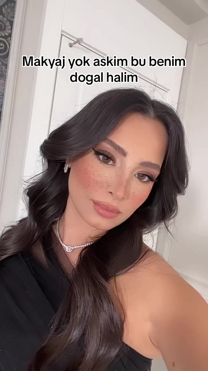 @melikekarakus
