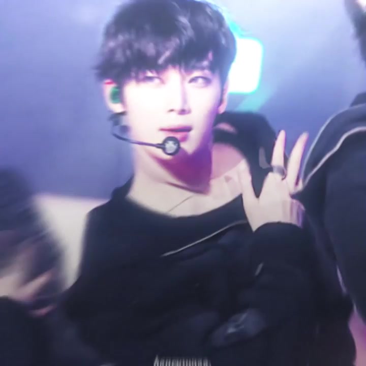 @tae ♛