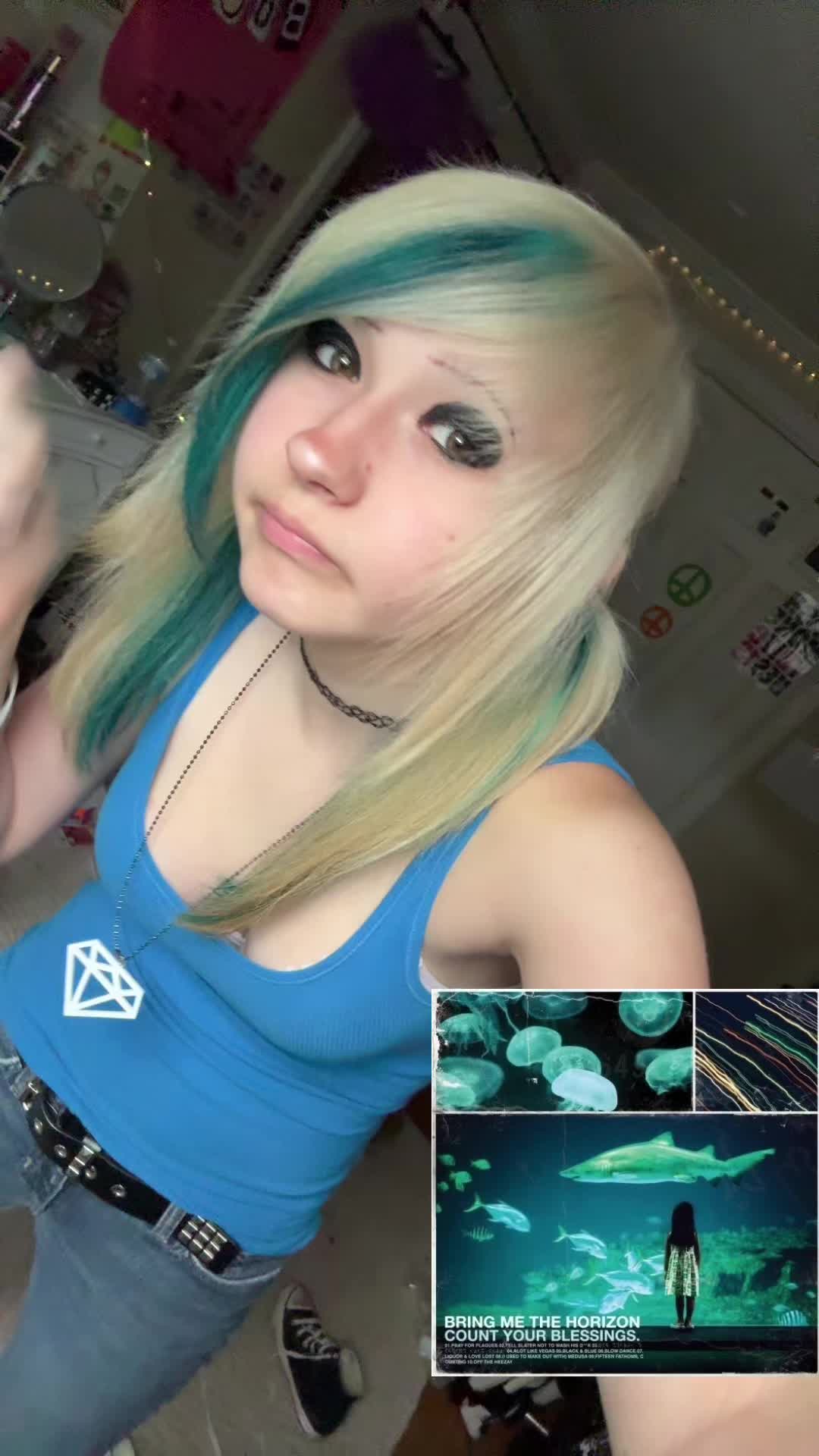 @🧁🍭Ellamayo💎☮️