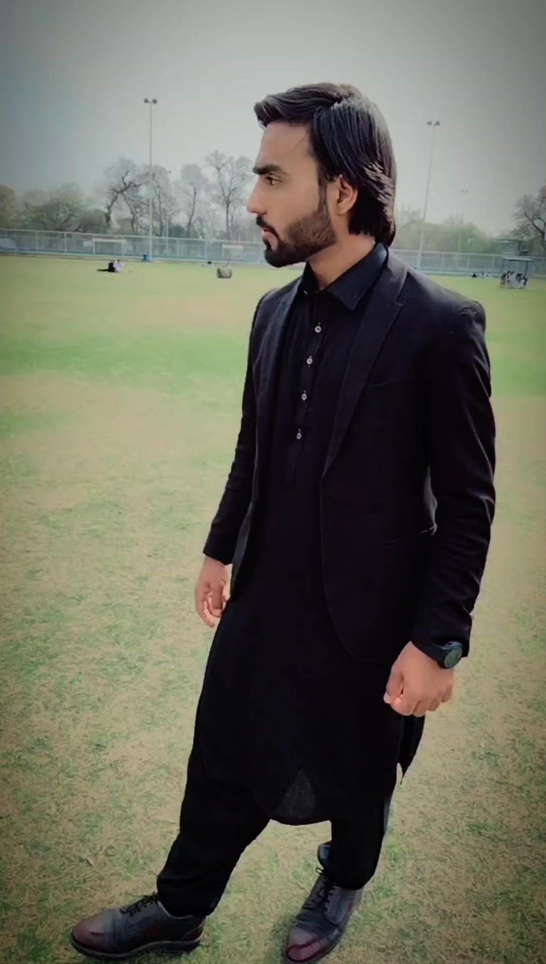 @SUNNY QURESHI 👑