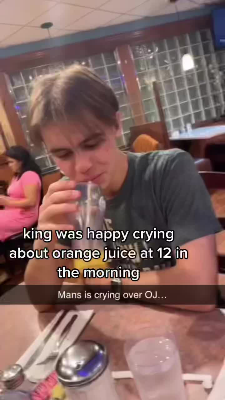 @🎭