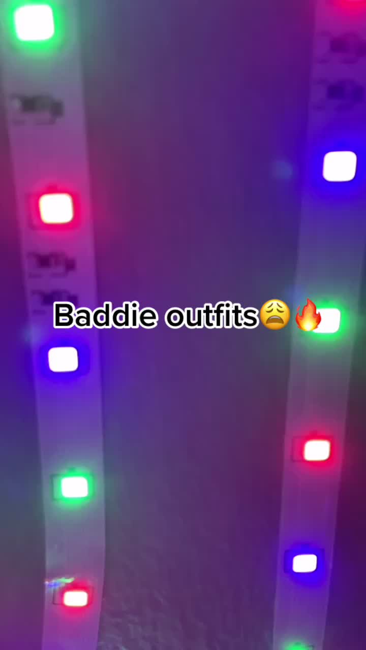 @𝑆𝑖𝑛𝑔 𝑎𝑙𝑜𝑛𝑔🗣💗