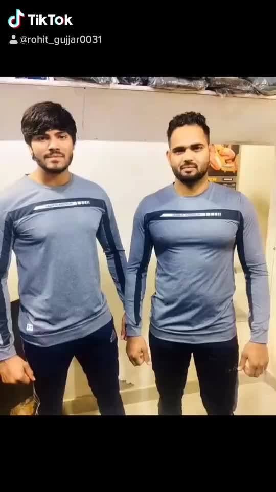 @Rohit_Kapasiya0031
