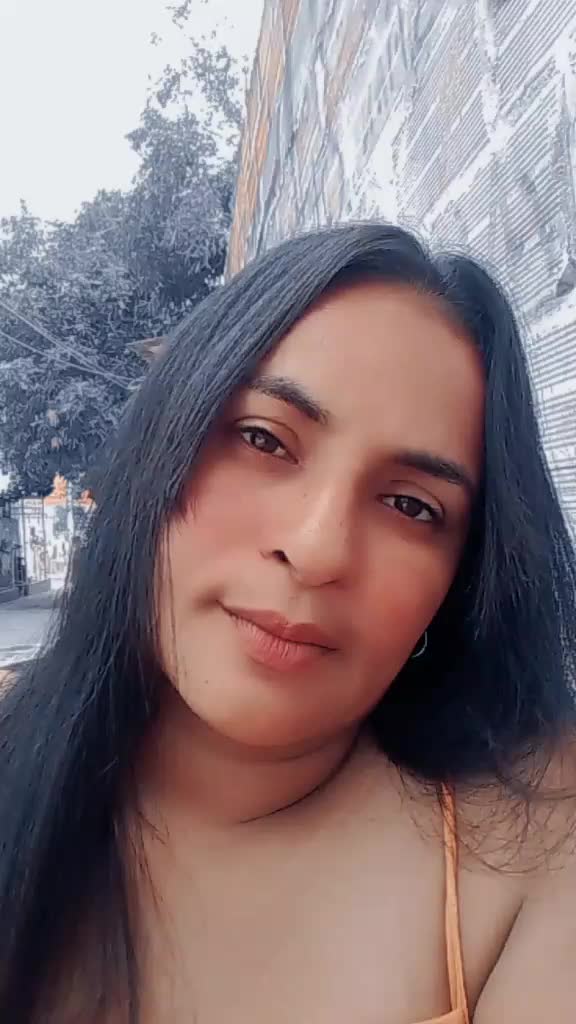 @🦋Esther visbal 🇨🇴