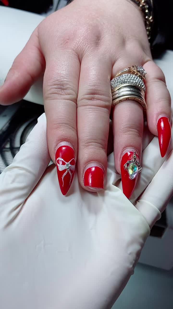 @Cristina_b.m_Rare nails