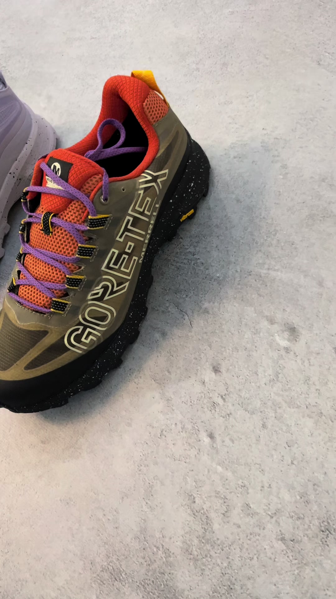 @sneakerloaded