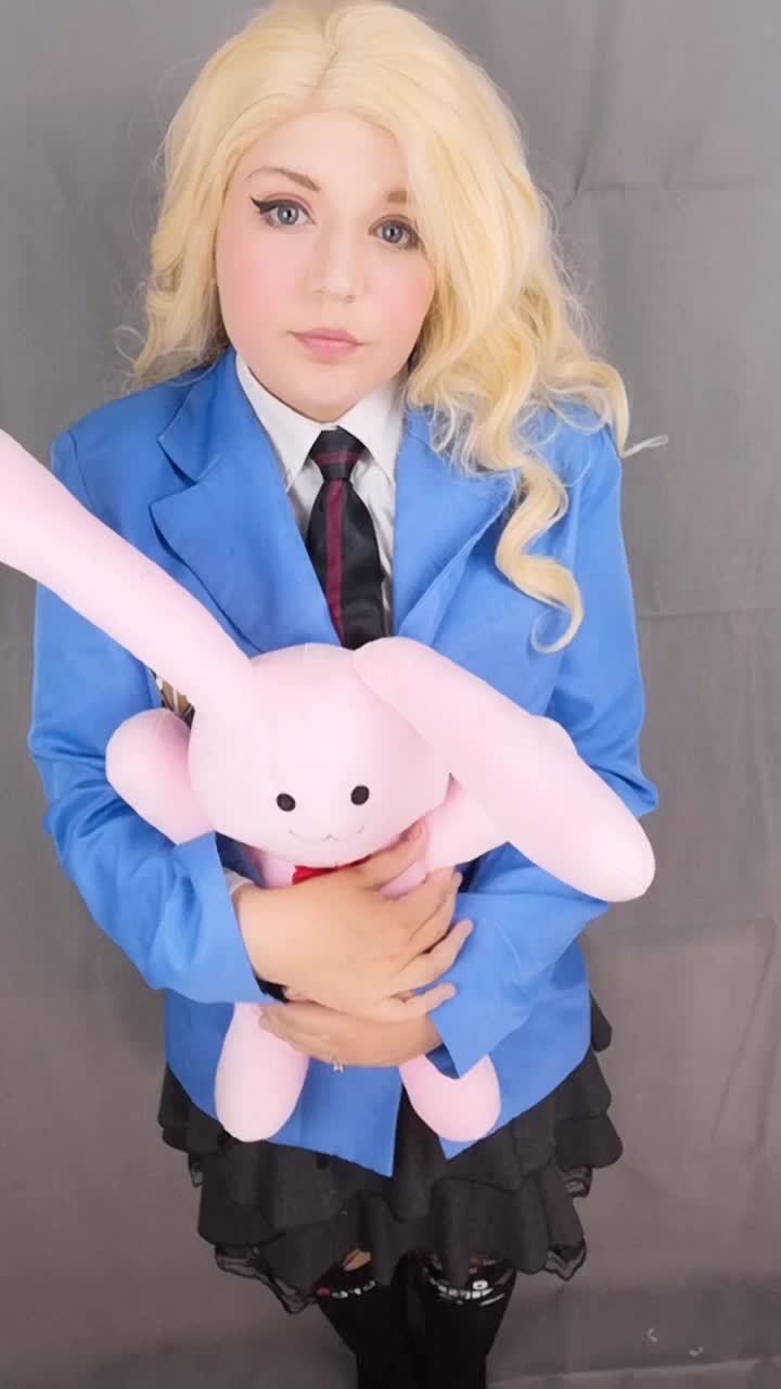 @Cosplay Curator1
