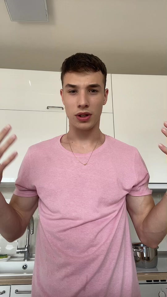 @Johnieoff