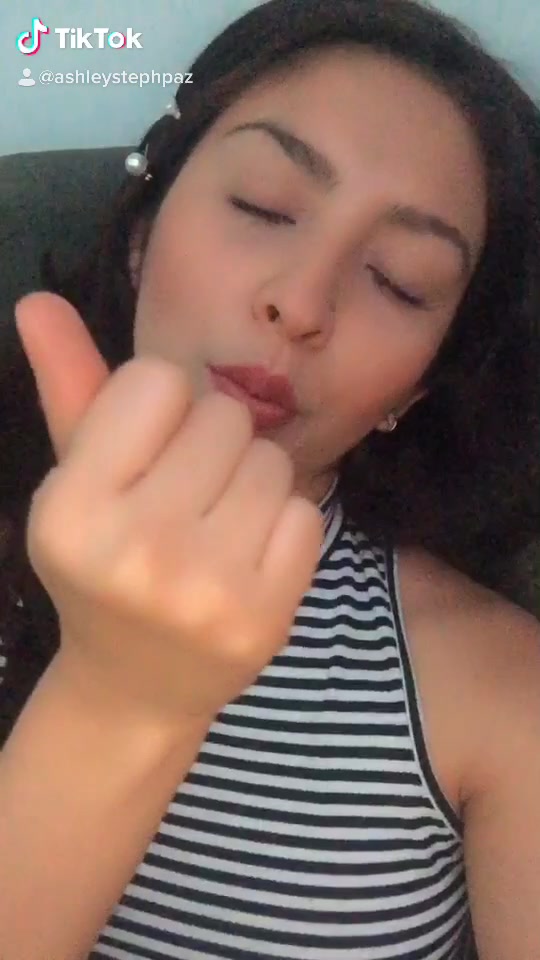 @ashleystephpaz