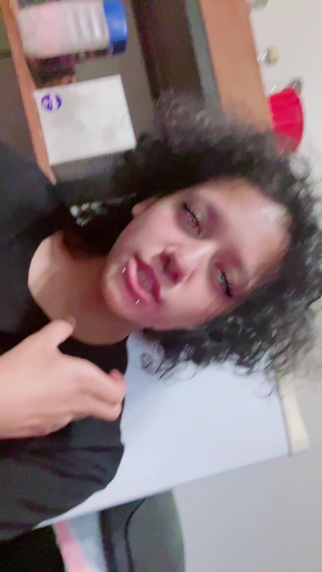 @xcvxcw4