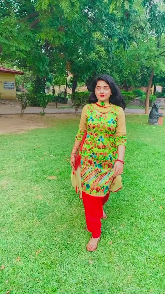@Gouri Sharma🦋