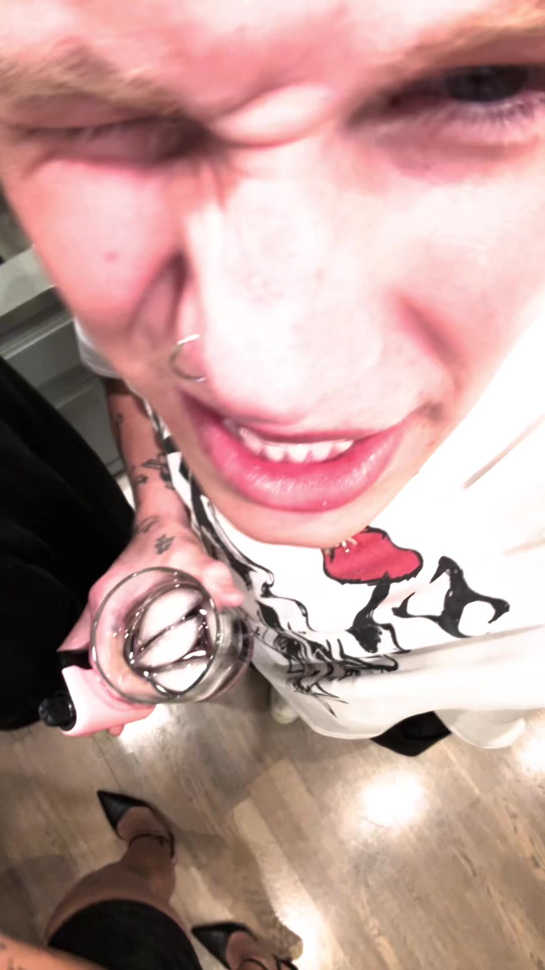 @_fuckprada
