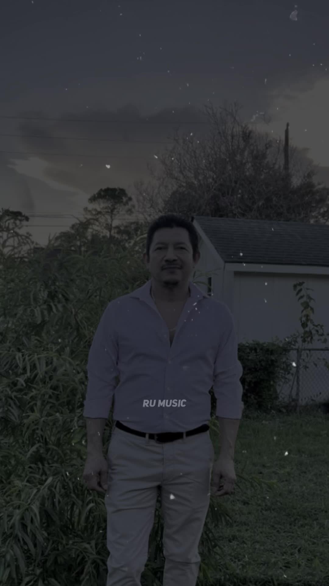 @👤