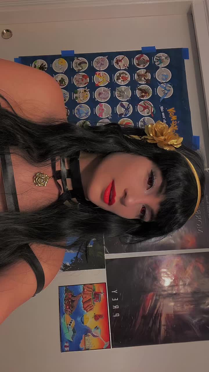 @Azura