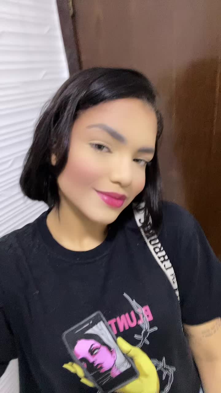 @L&iacute;via Bee