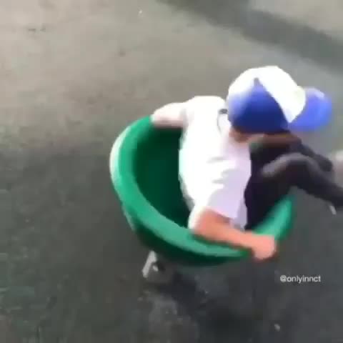 @R_0ach
