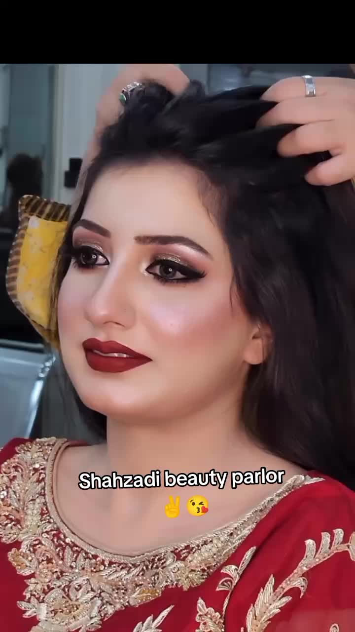 @๐๐๐๐๐ฏ๐๐๐ Beauty Parlor