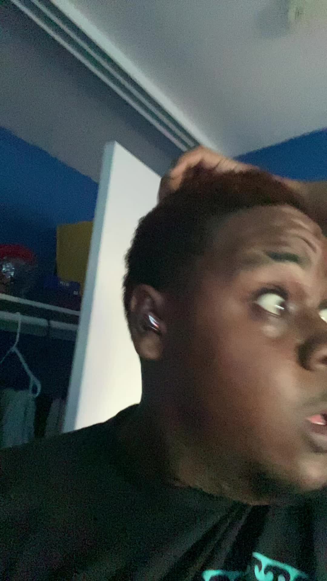 @MAJ😏